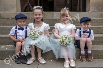 four children sat on the steps at cleethorpes registry office